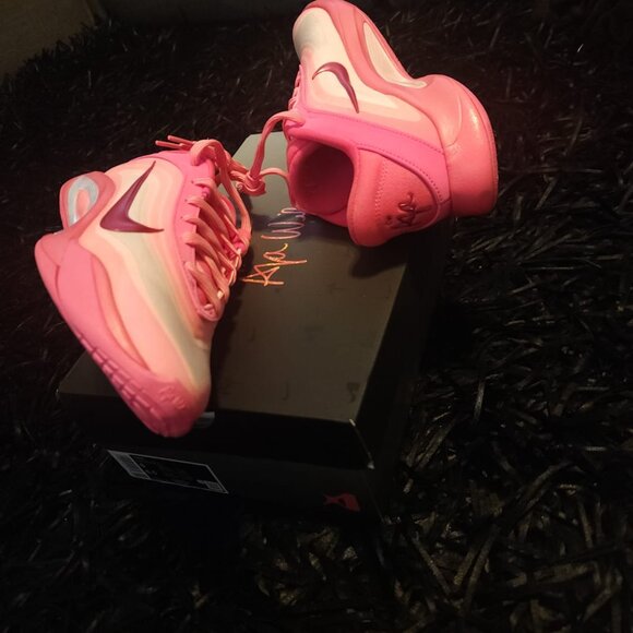 Aja Wilson A'One Unreleased - Picture 3 of 8